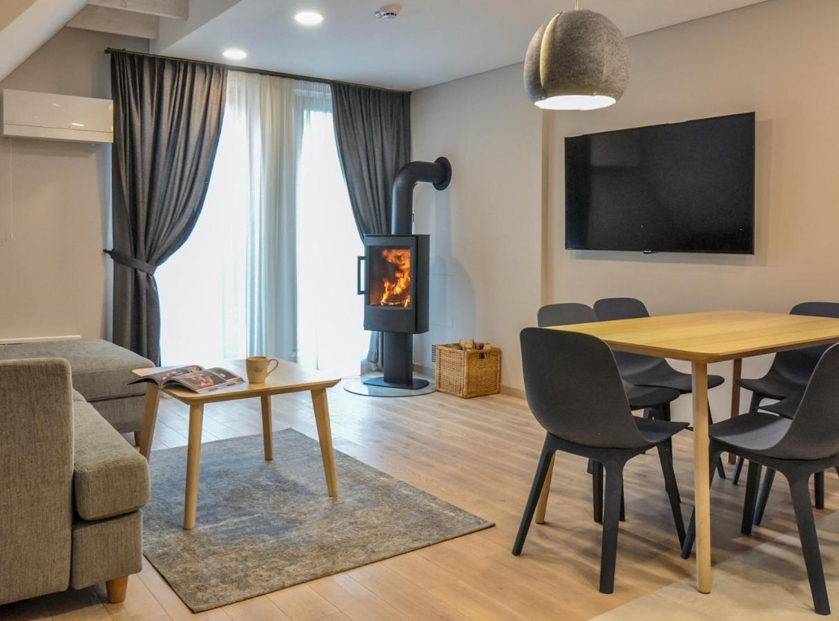 Ferienwohnung Nidos Namai Exterior foto